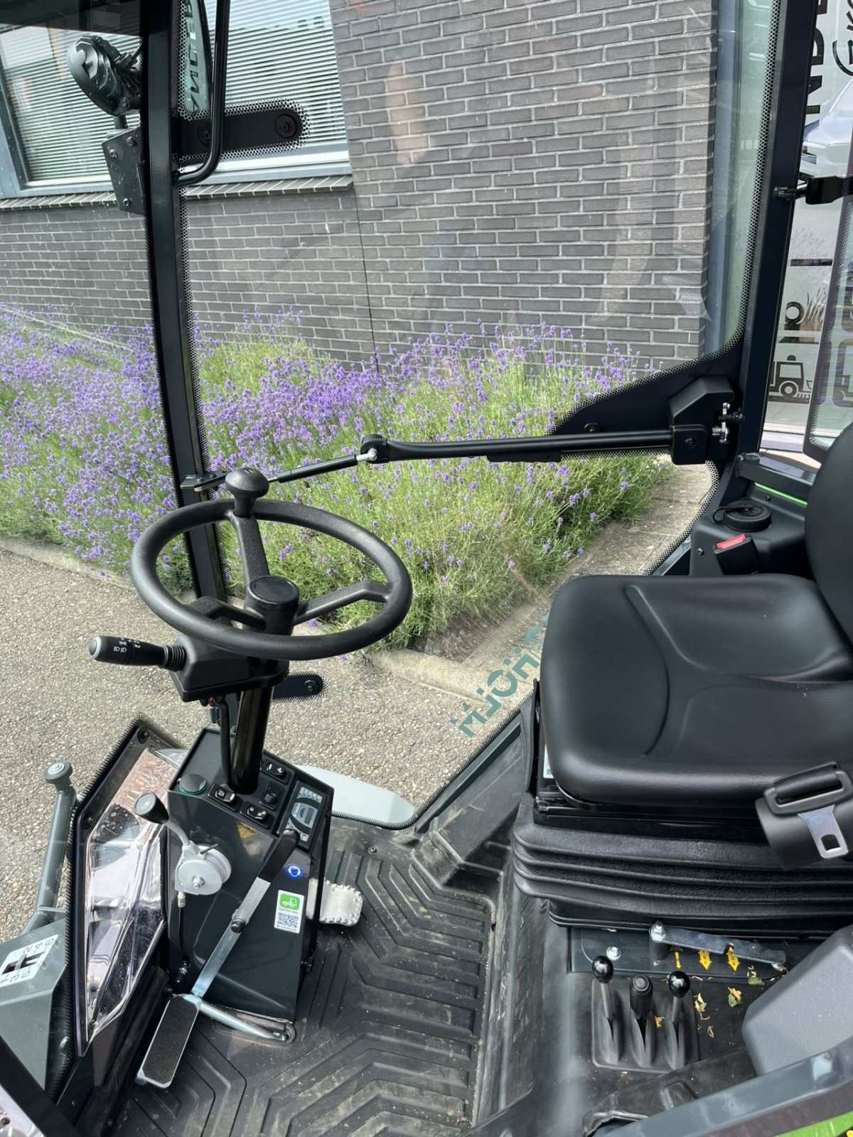 Sonstige Gartentechnik & Kommunaltechnik of the type Egholm Park Ranger 2155, Neumaschine in Stellendam (Picture 6)