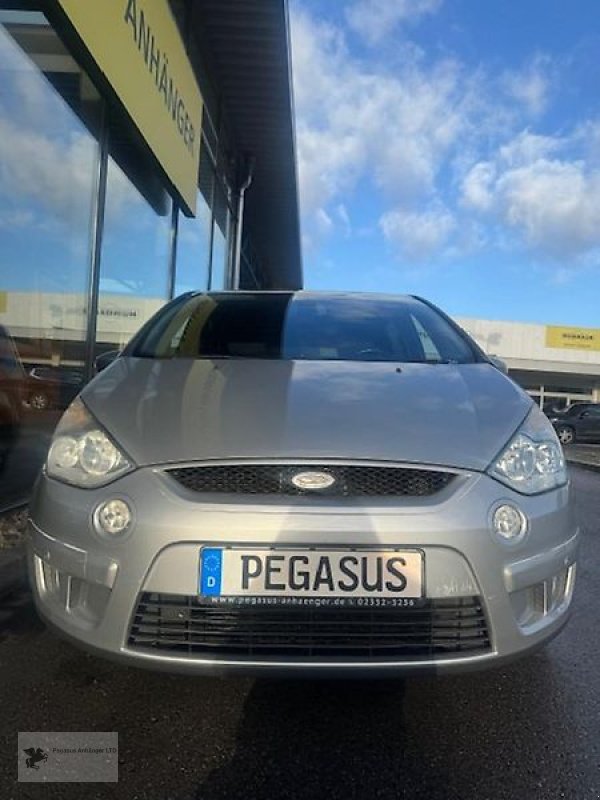 Sonstige Gartentechnik & Kommunaltechnik del tipo Ford S-Max Titanium PKW Familienauto AHK 8-fach bereift, Gebrauchtmaschine In Gevelsberg (Immagine 2)