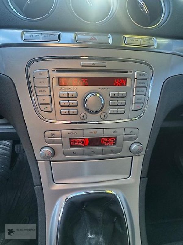 Sonstige Gartentechnik & Kommunaltechnik del tipo Ford S-Max Titanium PKW Familienauto AHK 8-fach bereift, Gebrauchtmaschine In Gevelsberg (Immagine 10)