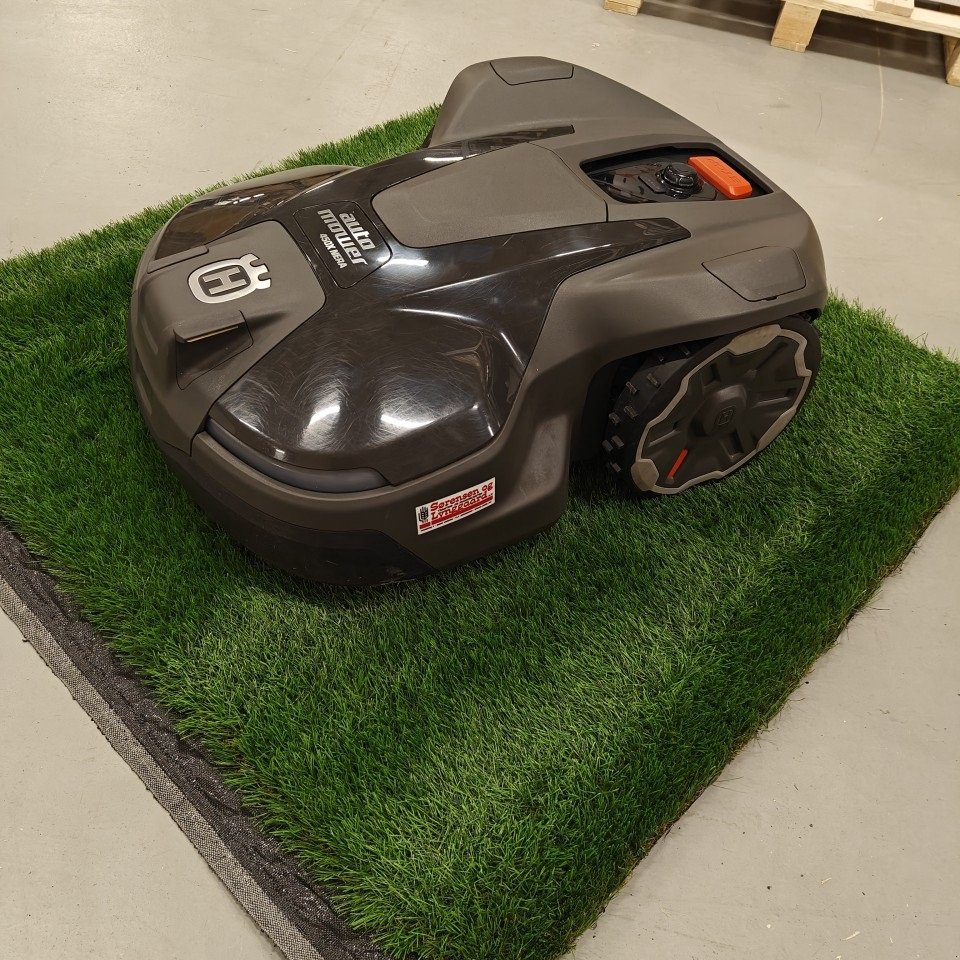 Sonstige Gartentechnik & Kommunaltechnik tip Husqvarna AUTOMOWER 450X NERA, Gebrauchtmaschine in Viborg (Poză 3)