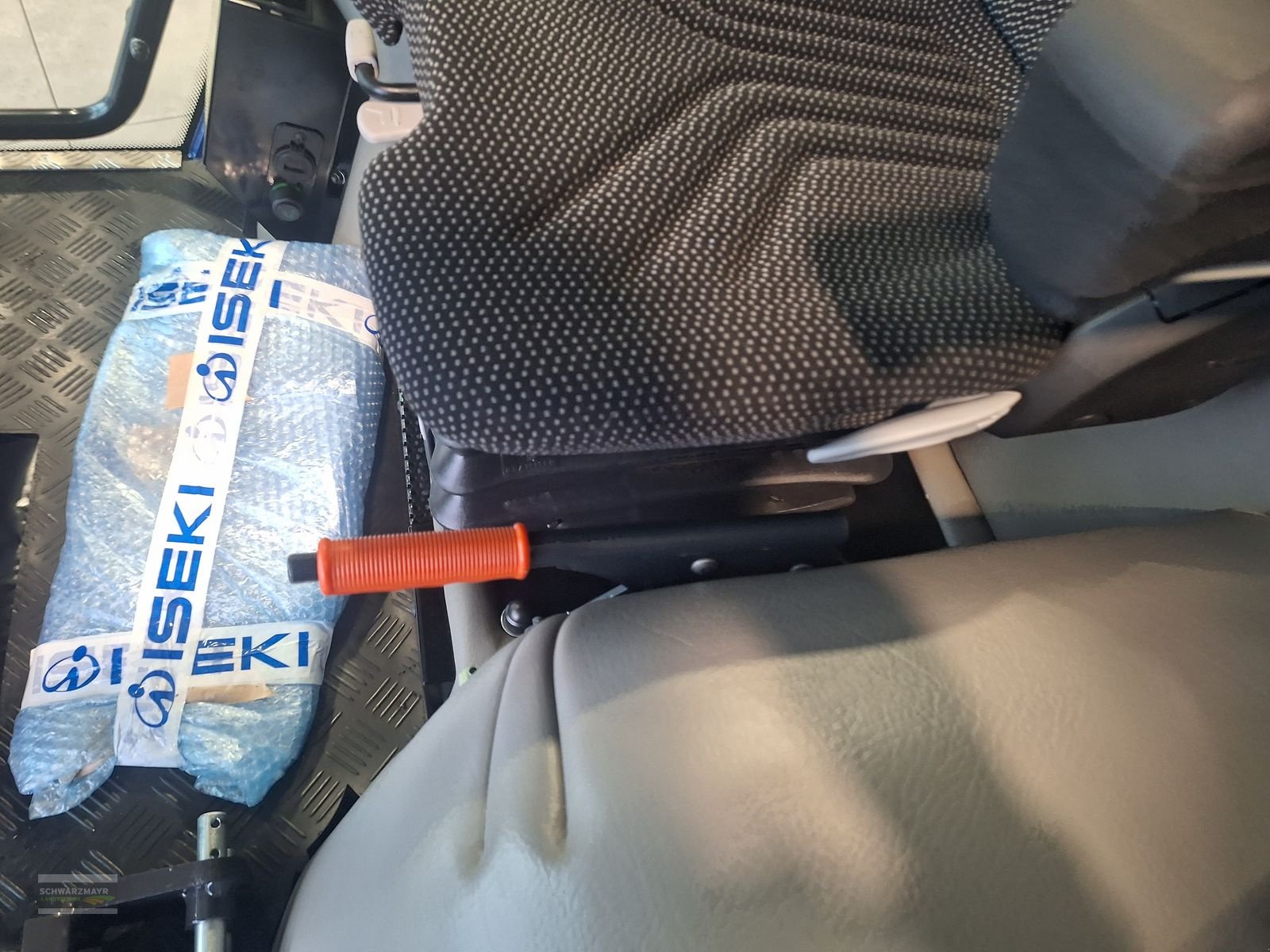 Sonstige Gartentechnik & Kommunaltechnik des Typs Iseki SF 551, Neumaschine in Gampern (Bild 12)