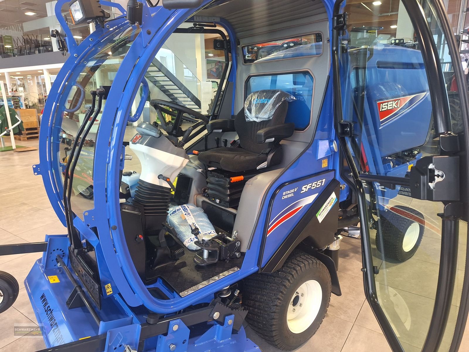 Sonstige Gartentechnik & Kommunaltechnik des Typs Iseki SF 551, Neumaschine in Gampern (Bild 11)