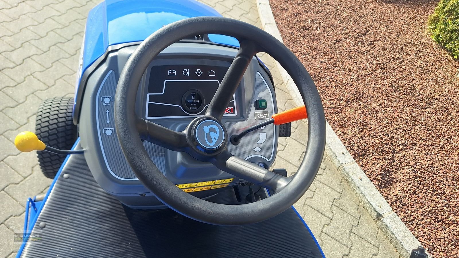 Sonstige Gartentechnik & Kommunaltechnik des Typs Iseki SXG 216+, Neumaschine in Aurolzmünster (Bild 12)