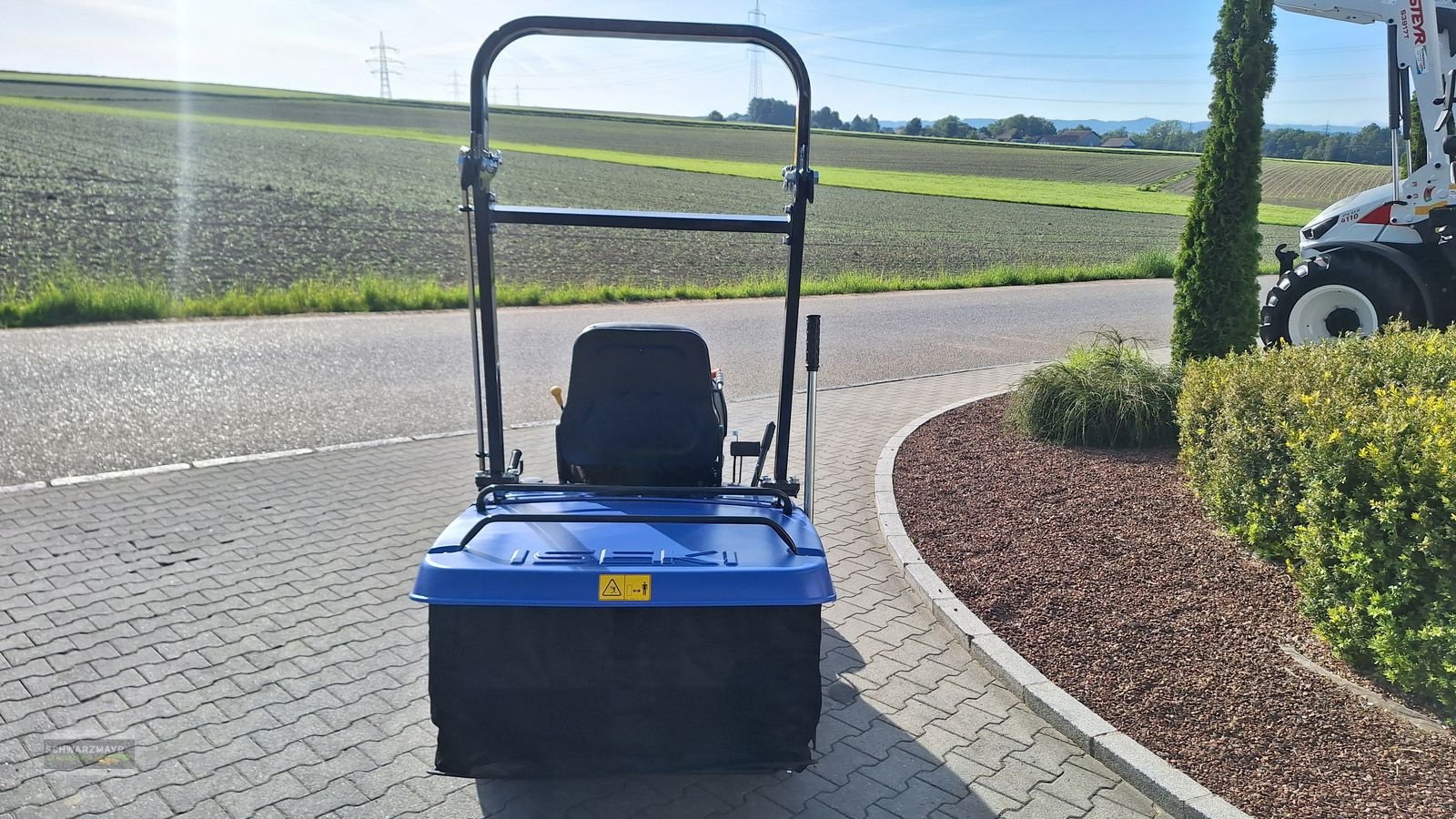 Sonstige Gartentechnik & Kommunaltechnik des Typs Iseki SXG 216+, Neumaschine in Aurolzmünster (Bild 8)