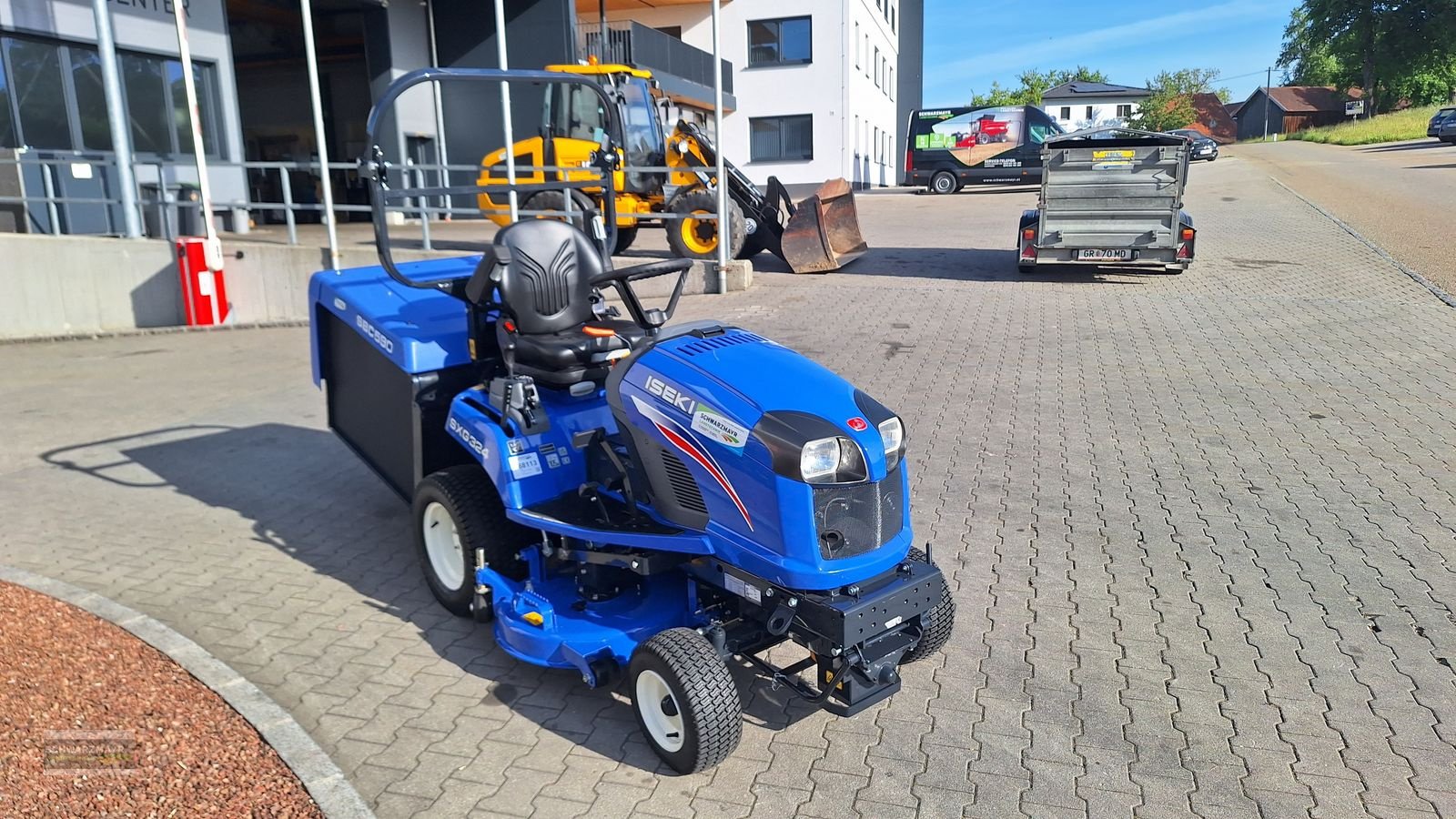 Sonstige Gartentechnik & Kommunaltechnik des Typs Iseki SXG 324+ SBC590, Neumaschine in Aurolzmünster (Bild 4)