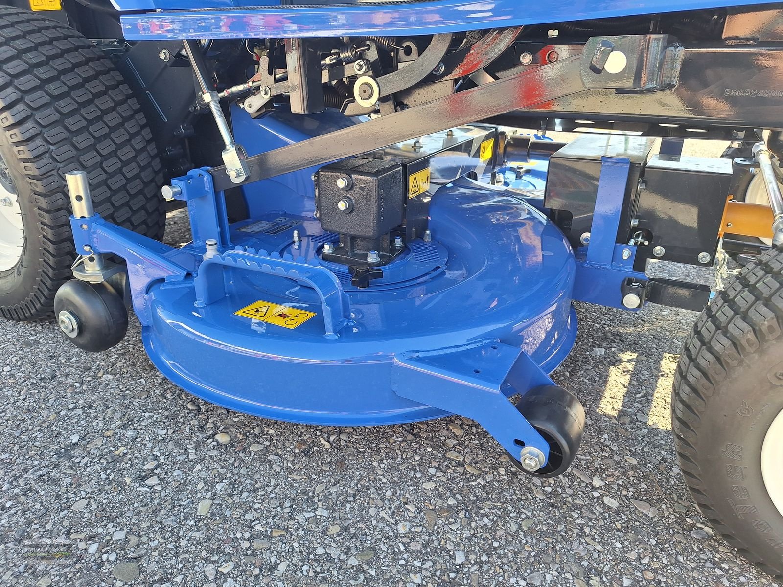 Sonstige Gartentechnik & Kommunaltechnik del tipo Iseki SXG 324+ SBC590, Neumaschine In Gampern (Immagine 13)