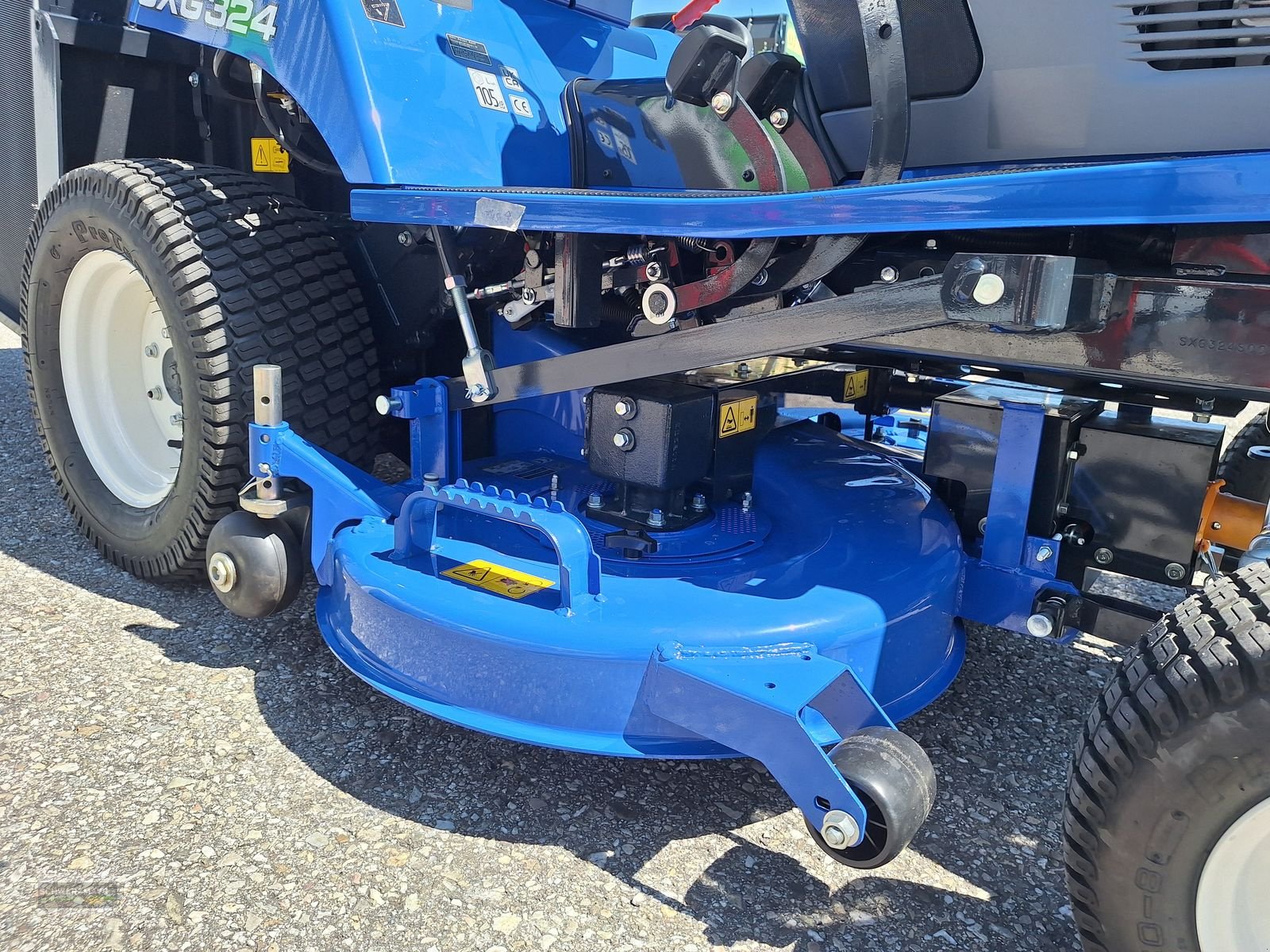 Sonstige Gartentechnik & Kommunaltechnik типа Iseki SXG 324+ SBC590, Gebrauchtmaschine в Gampern (Фотография 12)