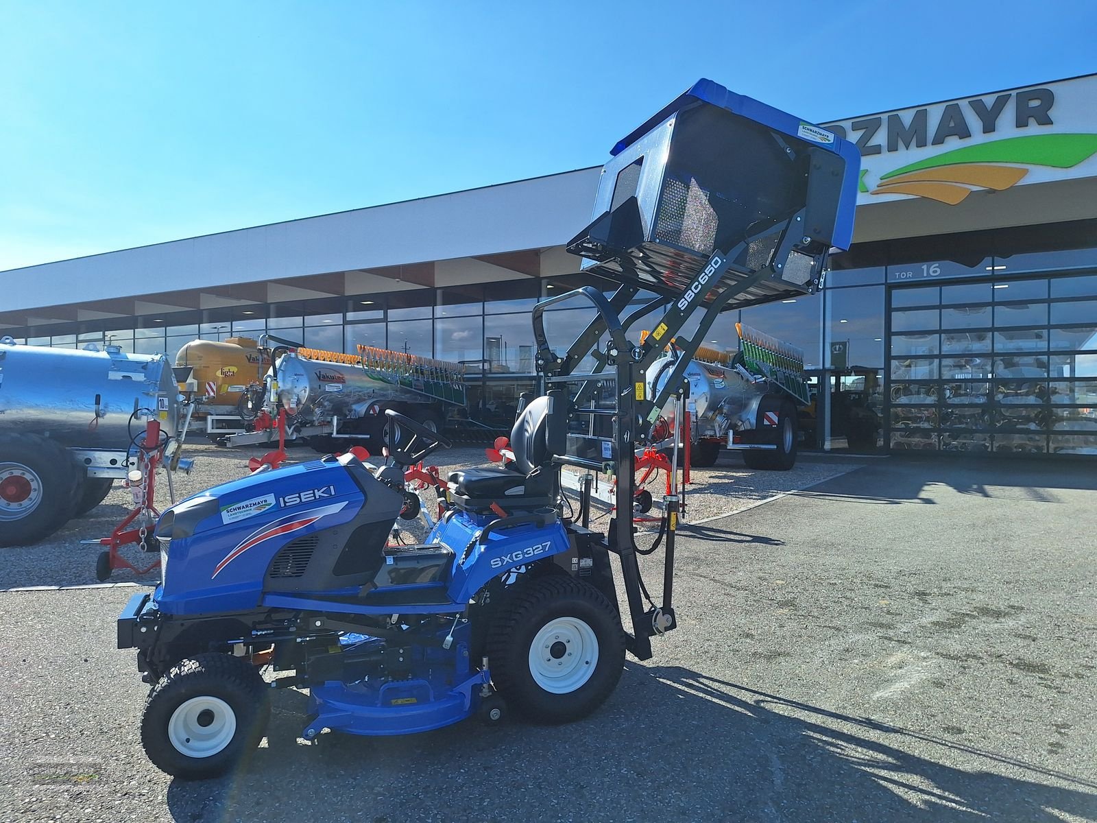 Sonstige Gartentechnik & Kommunaltechnik des Typs Iseki SXG 327+ SBC650, Neumaschine in Aurolzmünster (Bild 20)