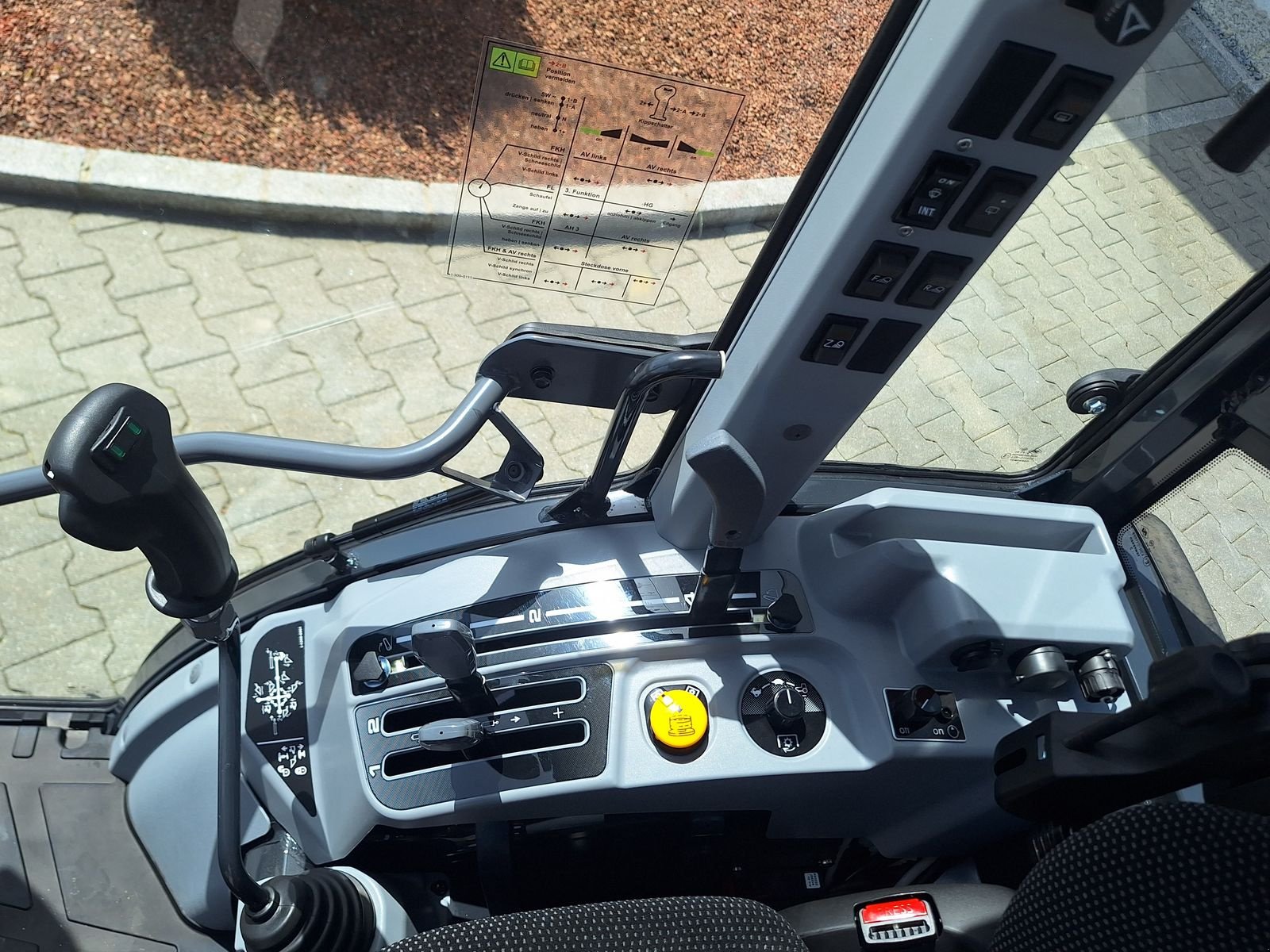 Sonstige Gartentechnik & Kommunaltechnik des Typs Iseki TH 5370 AHLK, Neumaschine in Schlitters (Bild 15)