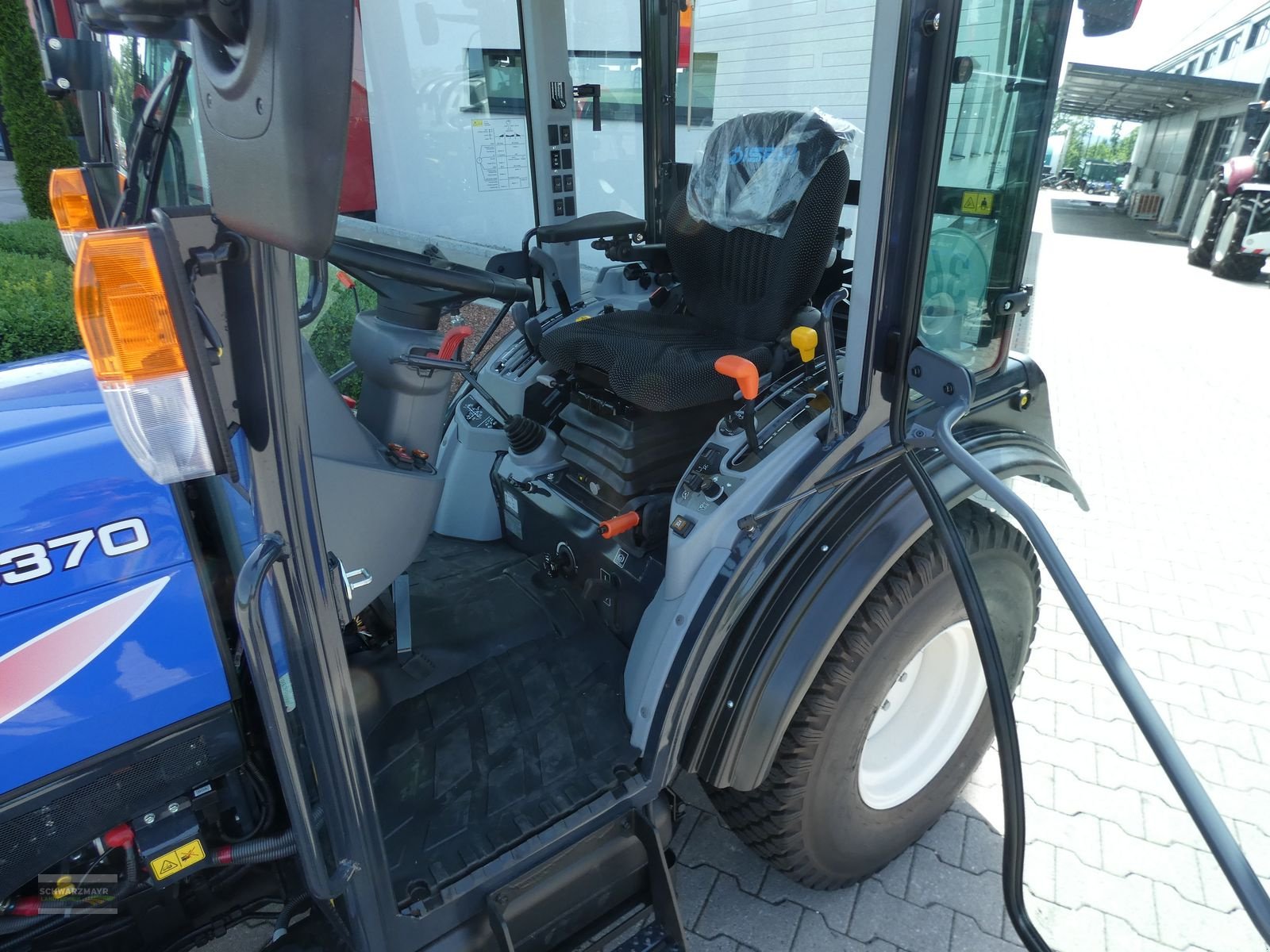 Sonstige Gartentechnik & Kommunaltechnik des Typs Iseki TH 5370 AHLK, Neumaschine in Gampern (Bild 15)