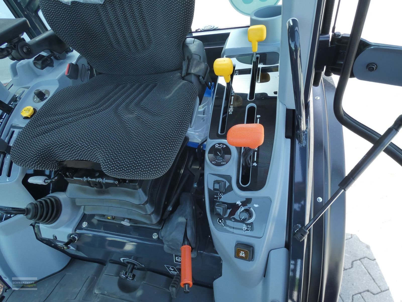 Sonstige Gartentechnik & Kommunaltechnik des Typs Iseki TH 5370 AHLK, Neumaschine in Gampern (Bild 19)