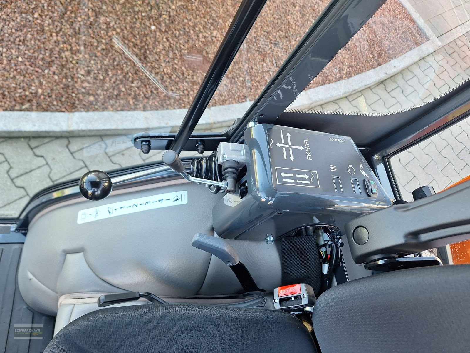 Sonstige Gartentechnik & Kommunaltechnik des Typs Iseki TM 3217 AHLK, Neumaschine in Aurolzmünster (Bild 18)