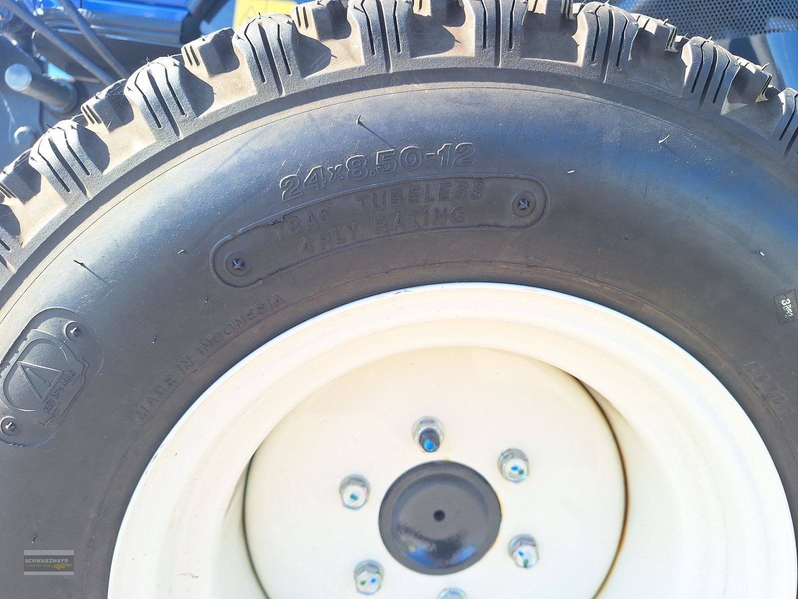 Sonstige Gartentechnik & Kommunaltechnik des Typs Iseki TM 4270 AHLK, Neumaschine in Gampern (Bild 8)