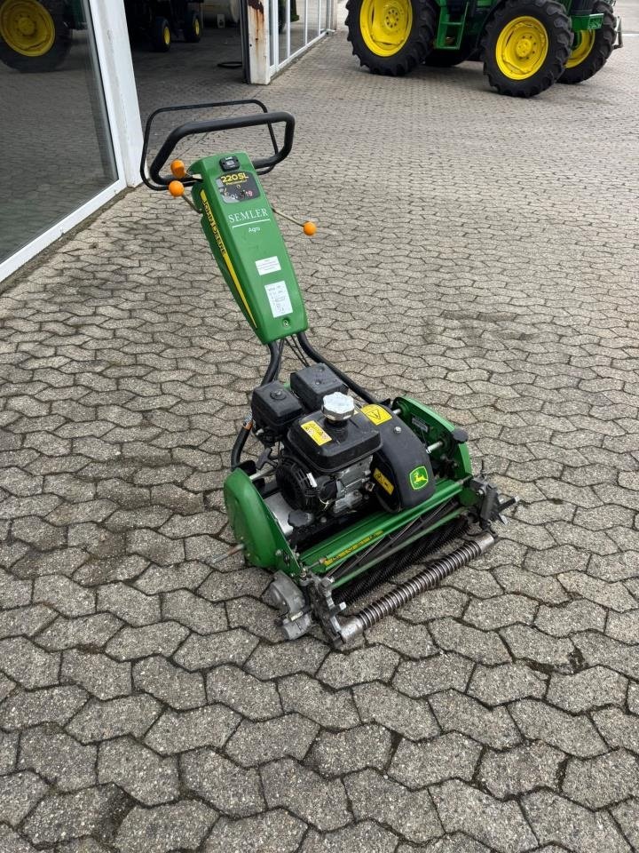 Sonstige Gartentechnik & Kommunaltechnik Türe ait John Deere 220 SL SINGLELKLIPPE, Gebrauchtmaschine içinde Trige (resim 1)