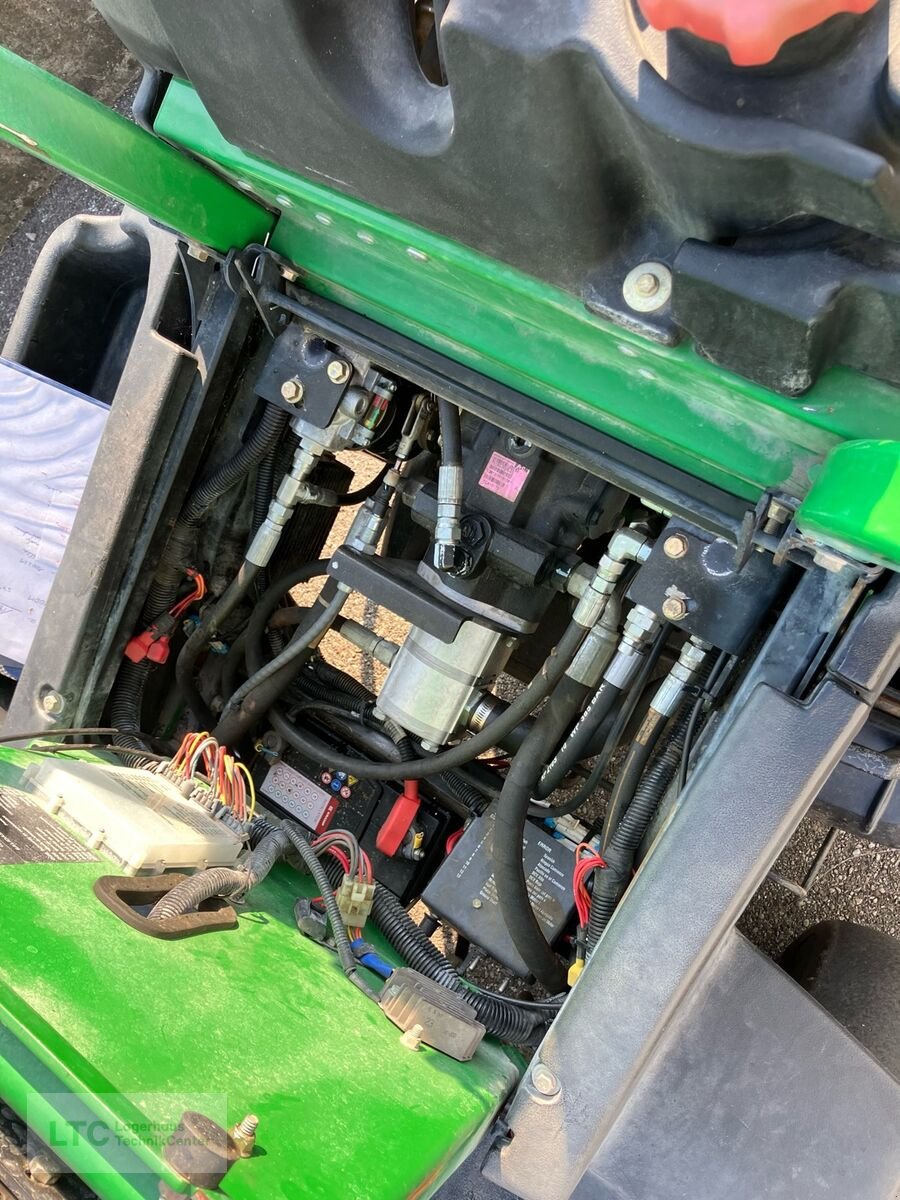 Sonstige Gartentechnik & Kommunaltechnik typu John Deere Greenmäher 2500E, Gebrauchtmaschine v Herzogenburg (Obrázek 8)