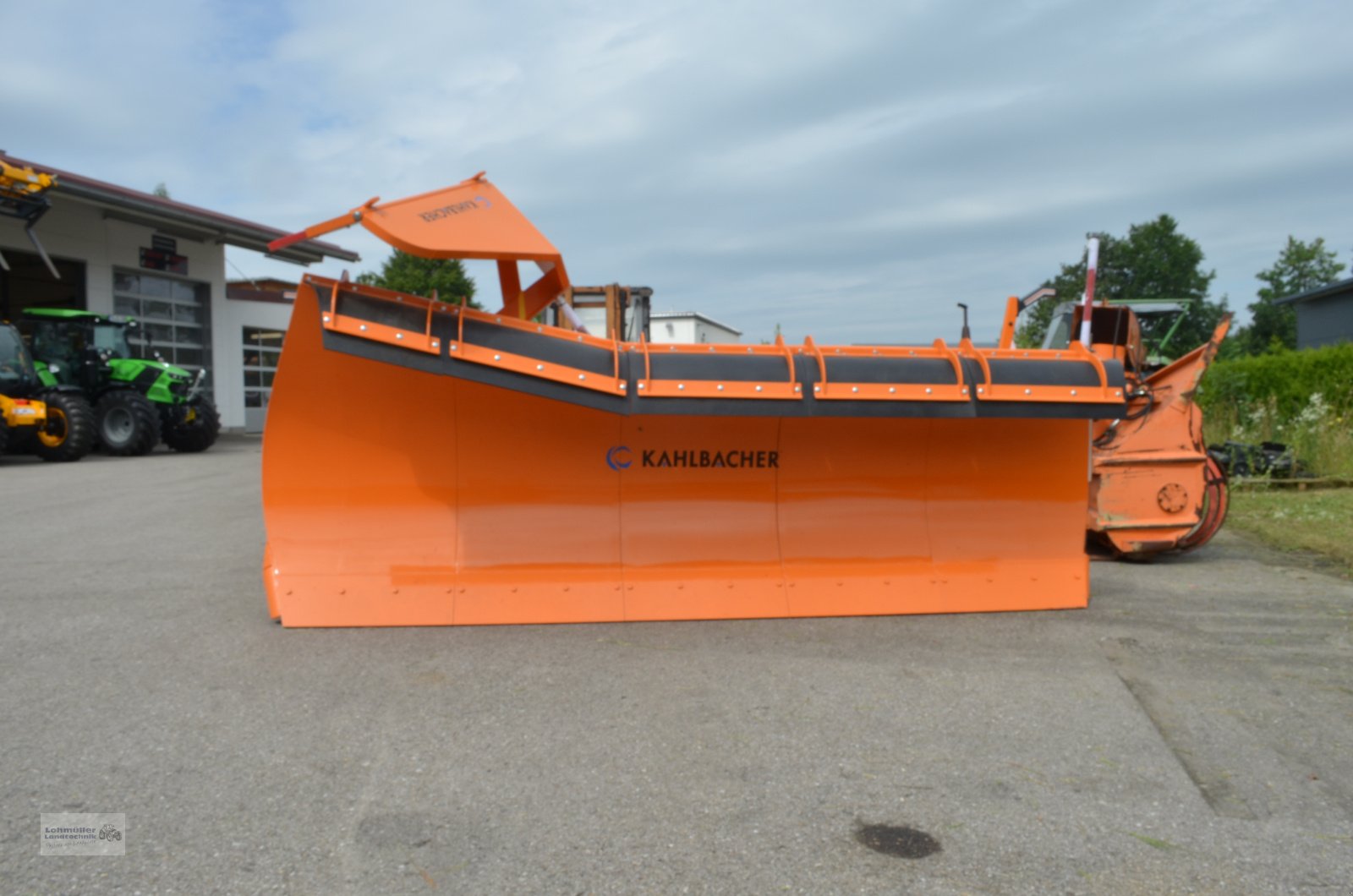 Sonstige Gartentechnik & Kommunaltechnik des Typs Kahlbacher STS340, Neumaschine in Traunreut (Bild 1)