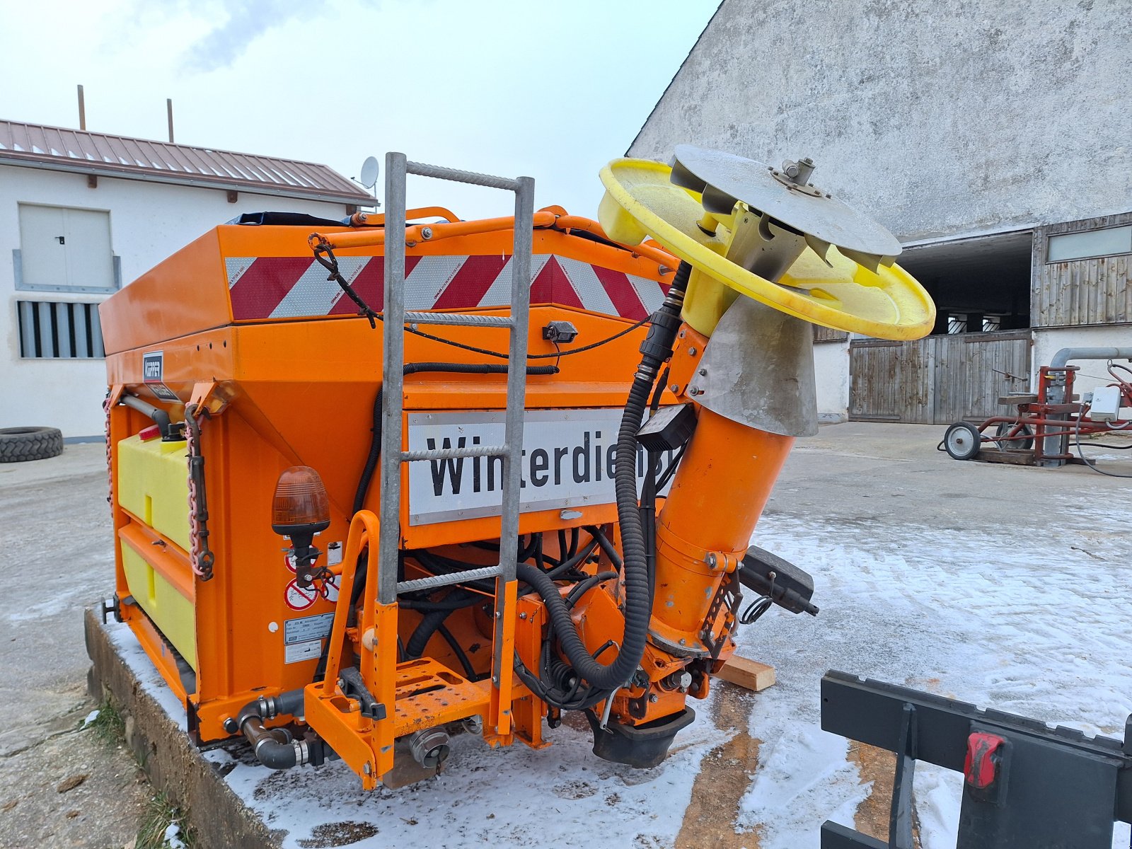 Sonstige Gartentechnik & Kommunaltechnik des Typs Küpper Weisser Salzstreuer, Gebrauchtmaschine in Friedberg (Bild 2)