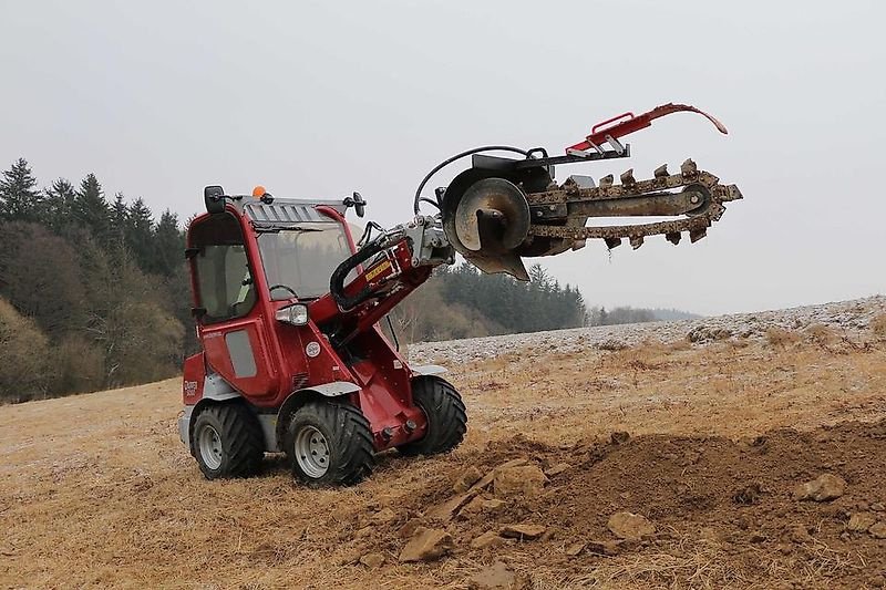 Sonstige Gartentechnik & Kommunaltechnik des Typs laski Grabenfräse Schachtfräse Schlitzfräse Kabelfräse, Gebrauchtmaschine in Schmallenberg (Bild 2)