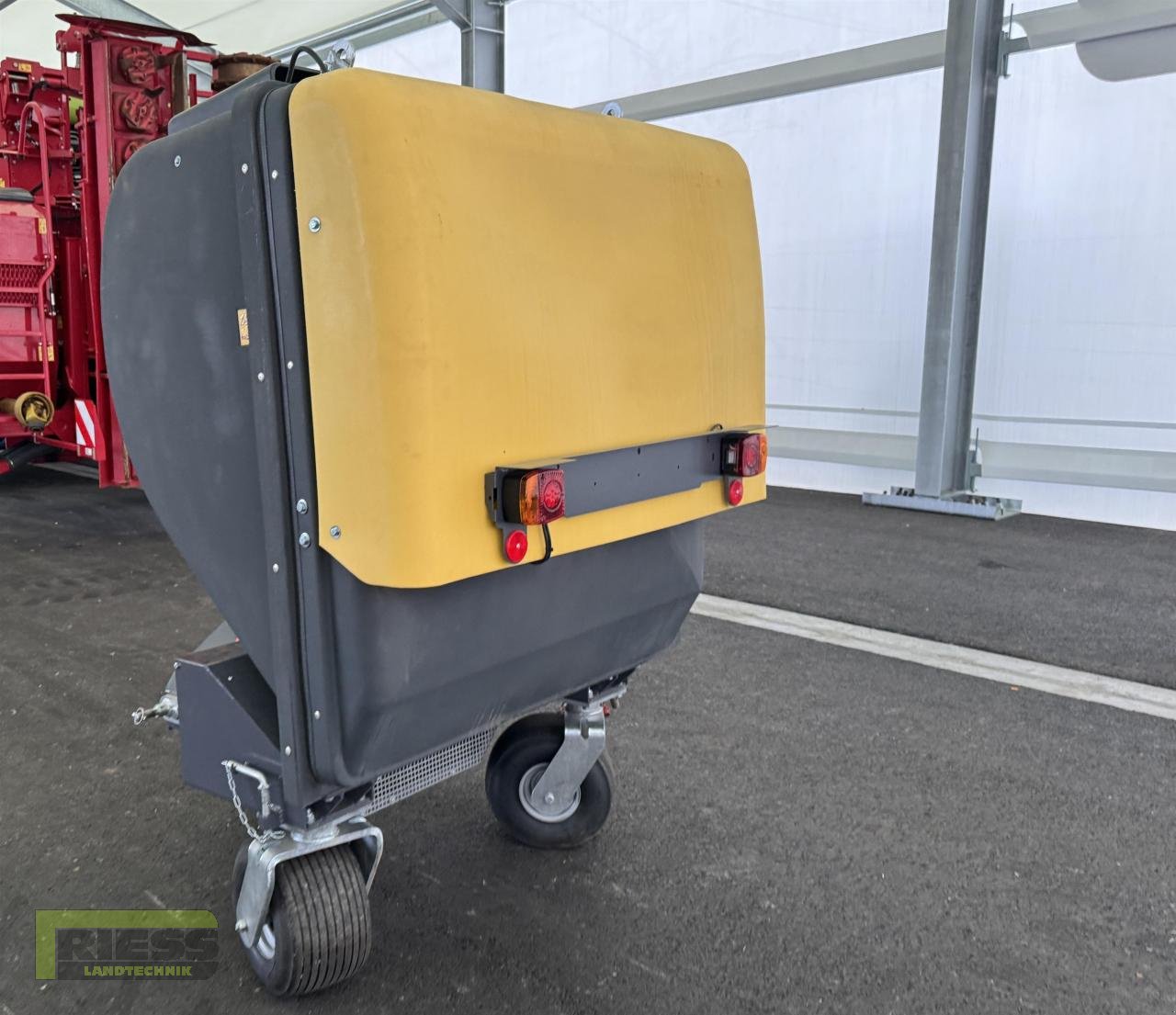 Sonstige Gartentechnik & Kommunaltechnik типа Matev CLS-G/H 1050  Materialaufnahmesystem, Gebrauchtmaschine в Homberg/Ohm - Maulbach (Фотография 9)