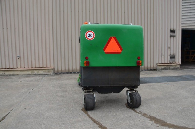 Sonstige Gartentechnik & Kommunaltechnik des Typs Matev Grasaufnahme Matev 1050, Gebrauchtmaschine in Regensdorf (Bild 5)