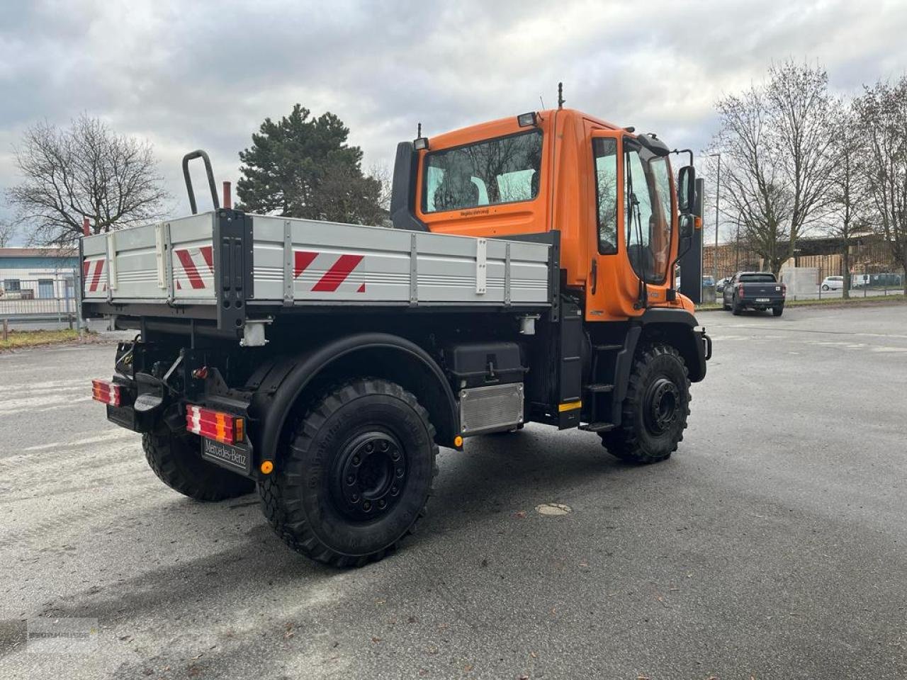 Sonstige Gartentechnik & Kommunaltechnik des Typs Mercedes-Benz Mercedes Benz Unimog U 400 6 Zylinder Hydostat, Gebrauchtmaschine in Hengersberg (Bild 7)