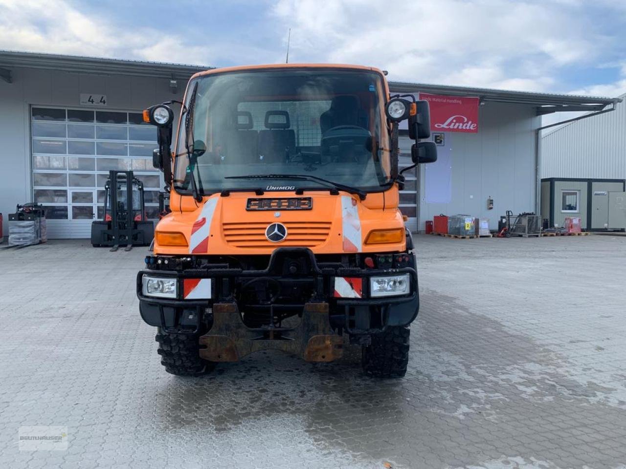 Sonstige Gartentechnik & Kommunaltechnik tipa Mercedes-Benz Mercedes Benz Unimog U 400 6 Zylinder, Gebrauchtmaschine u Hagelstadt (Slika 2)