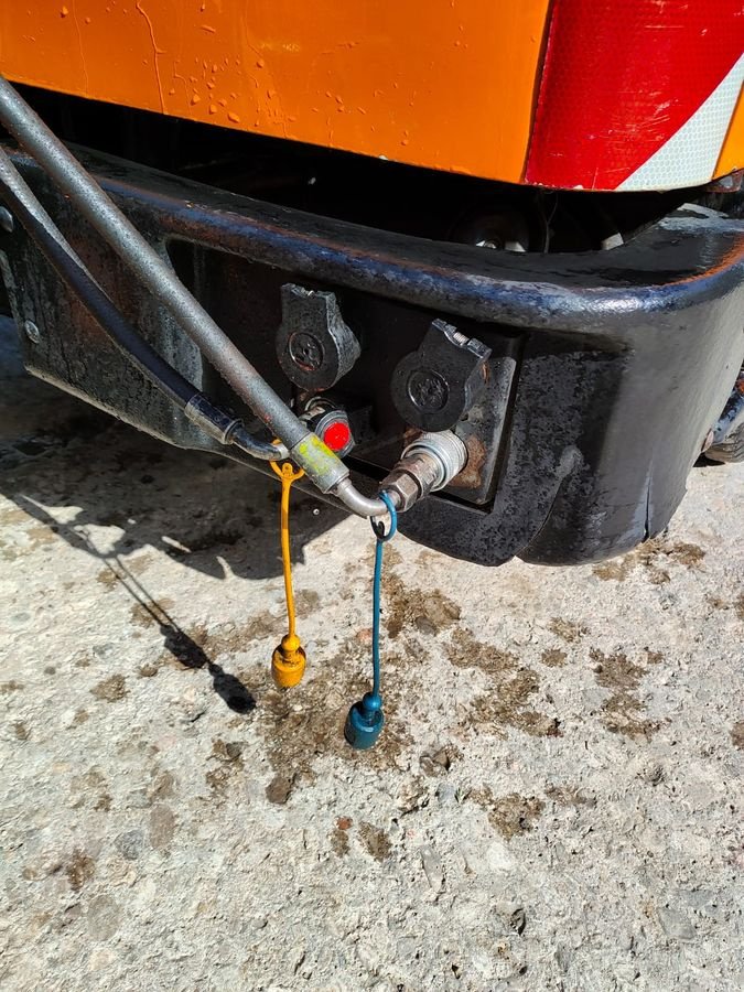 Sonstige Gartentechnik & Kommunaltechnik des Typs Mercedes-Benz Unimog 409/60, Gebrauchtmaschine in Gabersdorf (Bild 11)