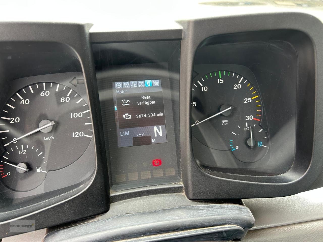 Sonstige Gartentechnik & Kommunaltechnik typu Mercedes-Benz Unimog U 318 mit Gmeiner Streuer STA 2500 TC, Gebrauchtmaschine v Hengersberg (Obrázek 19)