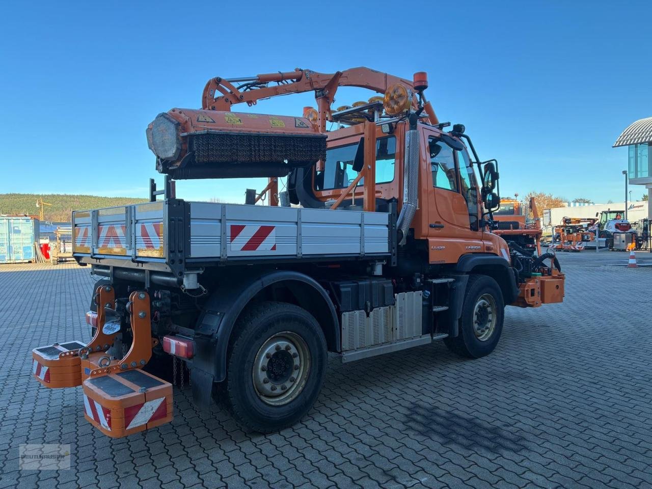 Sonstige Gartentechnik & Kommunaltechnik des Typs Mercedes-Benz Unimog U 427 mit Mulag Kombinationmähwerk MKM 700, Gebrauchtmaschine in Hagelstadt (Bild 5)