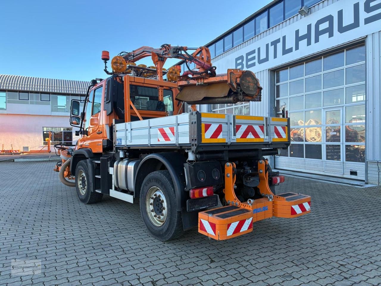 Sonstige Gartentechnik & Kommunaltechnik des Typs Mercedes-Benz Unimog U 427 mit Mulag Kombinationmähwerk MKM 700, Gebrauchtmaschine in Hagelstadt (Bild 8)