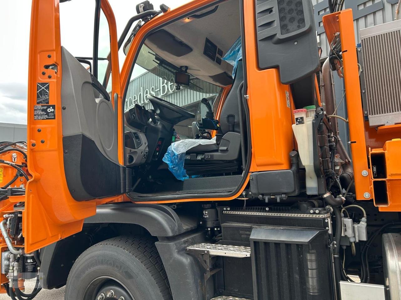 Sonstige Gartentechnik & Kommunaltechnik typu Mercedes-Benz Unimog U 430 mit Mulag MFK 500 + SB 500, Gebrauchtmaschine v Hengersberg (Obrázek 17)
