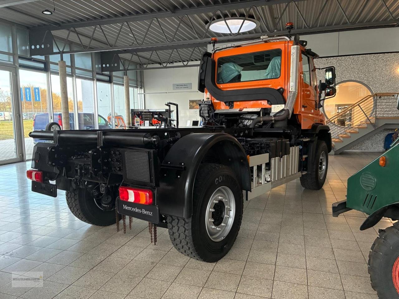 Sonstige Gartentechnik & Kommunaltechnik typu Mercedes-Benz Unimog U 530 mit neuem Motor, Gebrauchtmaschine v Hagelstadt (Obrázek 7)