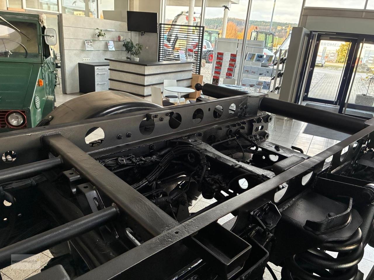 Sonstige Gartentechnik & Kommunaltechnik typu Mercedes-Benz Unimog U 530 mit neuem Motor, Gebrauchtmaschine v Hagelstadt (Obrázek 13)