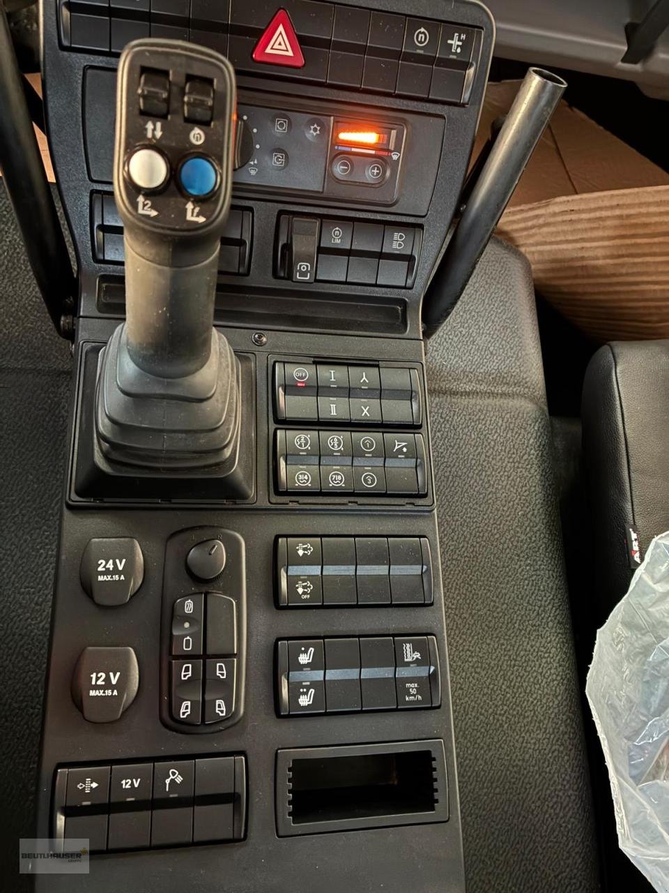 Sonstige Gartentechnik & Kommunaltechnik typu Mercedes-Benz Unimog U 530 mit neuem Motor, Gebrauchtmaschine v Hagelstadt (Obrázek 19)