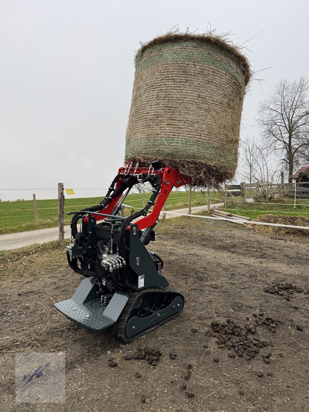 Sonstige Gartentechnik & Kommunaltechnik of the type micro-pelle microBull Minilader 0,75 m Skidlader Kompaktlader, Neumaschine in Bruckmühl (Picture 16)