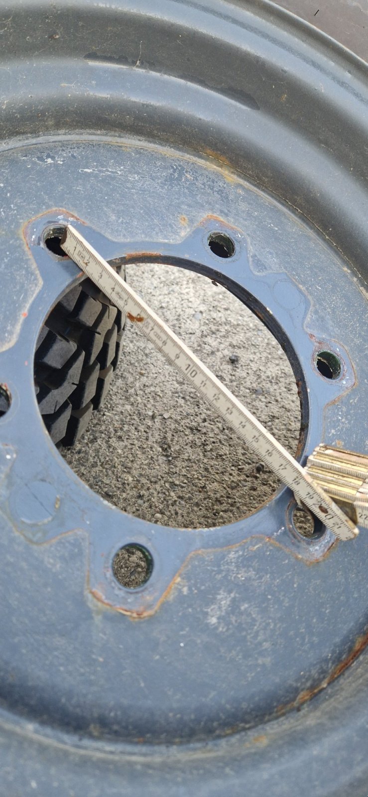 Sonstige Gartentechnik & Kommunaltechnik typu Nokian 320/85R28 250/80R16 Kommunalreifen Winterdienst, Gebrauchtmaschine v Palling (Obrázek 11)