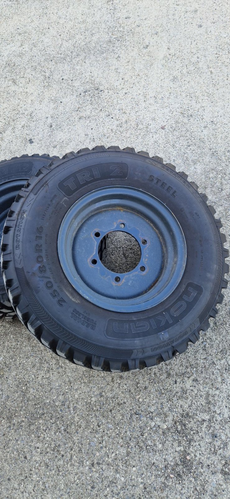 Sonstige Gartentechnik & Kommunaltechnik typu Nokian 320/85R28 250/80R16 Kommunalreifen Winterdienst, Gebrauchtmaschine v Palling (Obrázek 13)