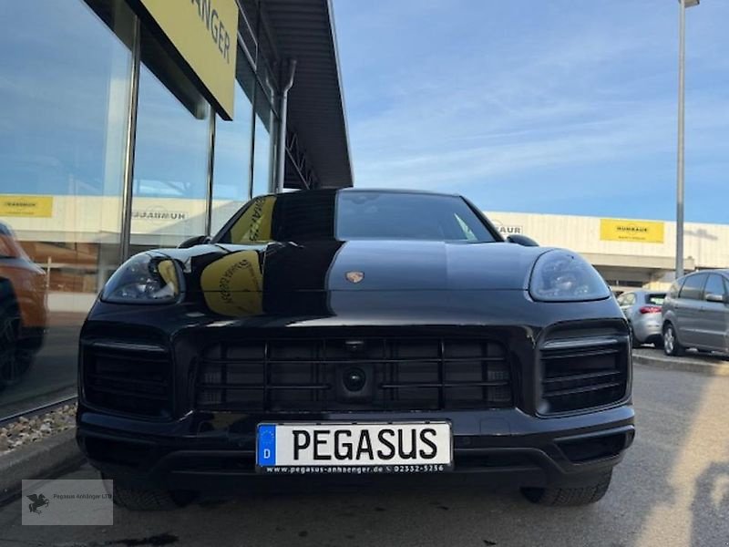 Sonstige Gartentechnik & Kommunaltechnik des Typs Porsche Cayenne E-Hybrid PKW SUV 4x4 Panoramadach AHK, Gebrauchtmaschine in Gevelsberg (Bild 3)
