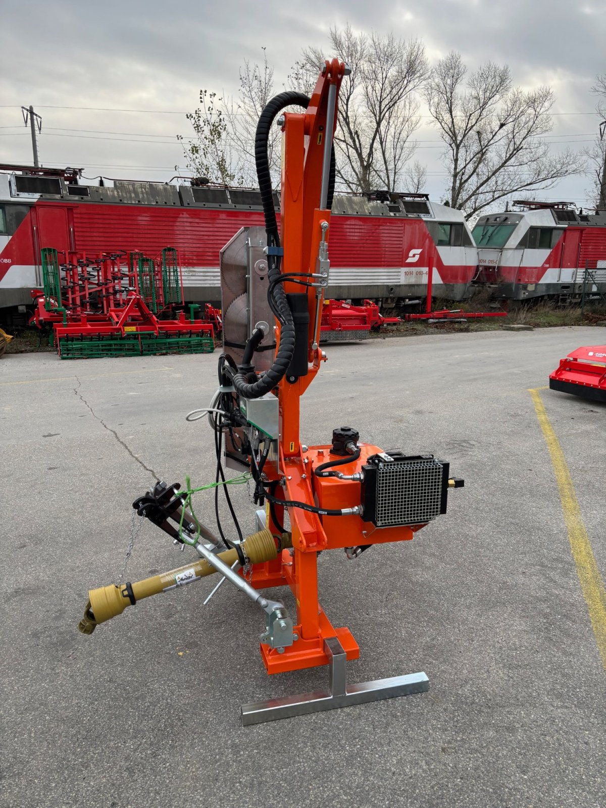 Sonstige Gartentechnik & Kommunaltechnik от тип Rinieri BRM-X 4 Heckenschneider mit Kreissägen, Neumaschine в Gerasdorf (Снимка 2)