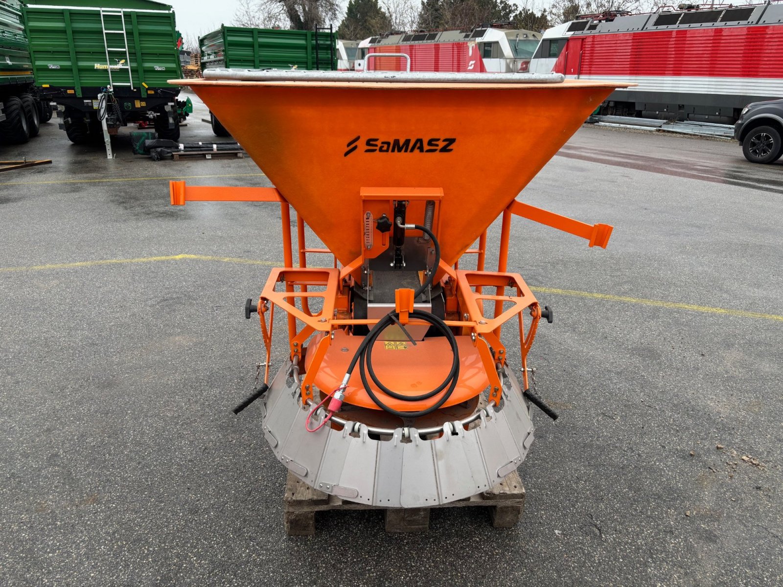 Sonstige Gartentechnik & Kommunaltechnik des Typs SaMASZ Sand 600H Sand/Kiesstreuer, Neumaschine in Gerasdorf (Bild 1)