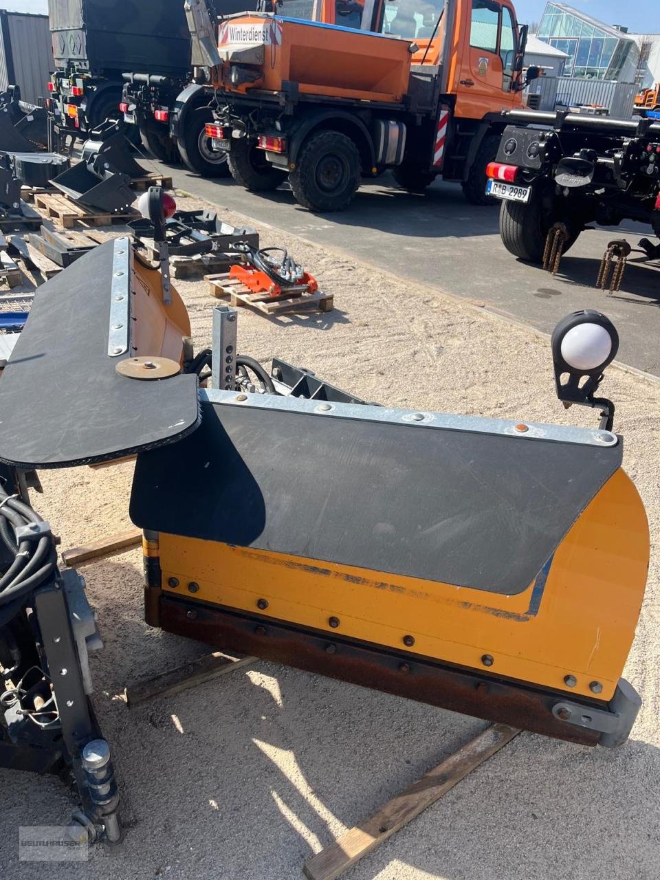 Sonstige Gartentechnik & Kommunaltechnik typu Schmidt Schmidt Schneeplfug Keil-Vario KLV 24, Gebrauchtmaschine v Weimar (Obrázek 2)