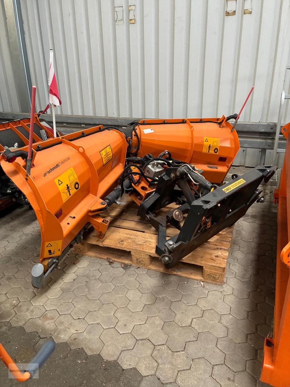 Sonstige Gartentechnik & Kommunaltechnik a típus Schmidt Schneepflug Tellefsdal Keil Vario VPL 24, Gebrauchtmaschine ekkor: Hagelstadt (Kép 1)