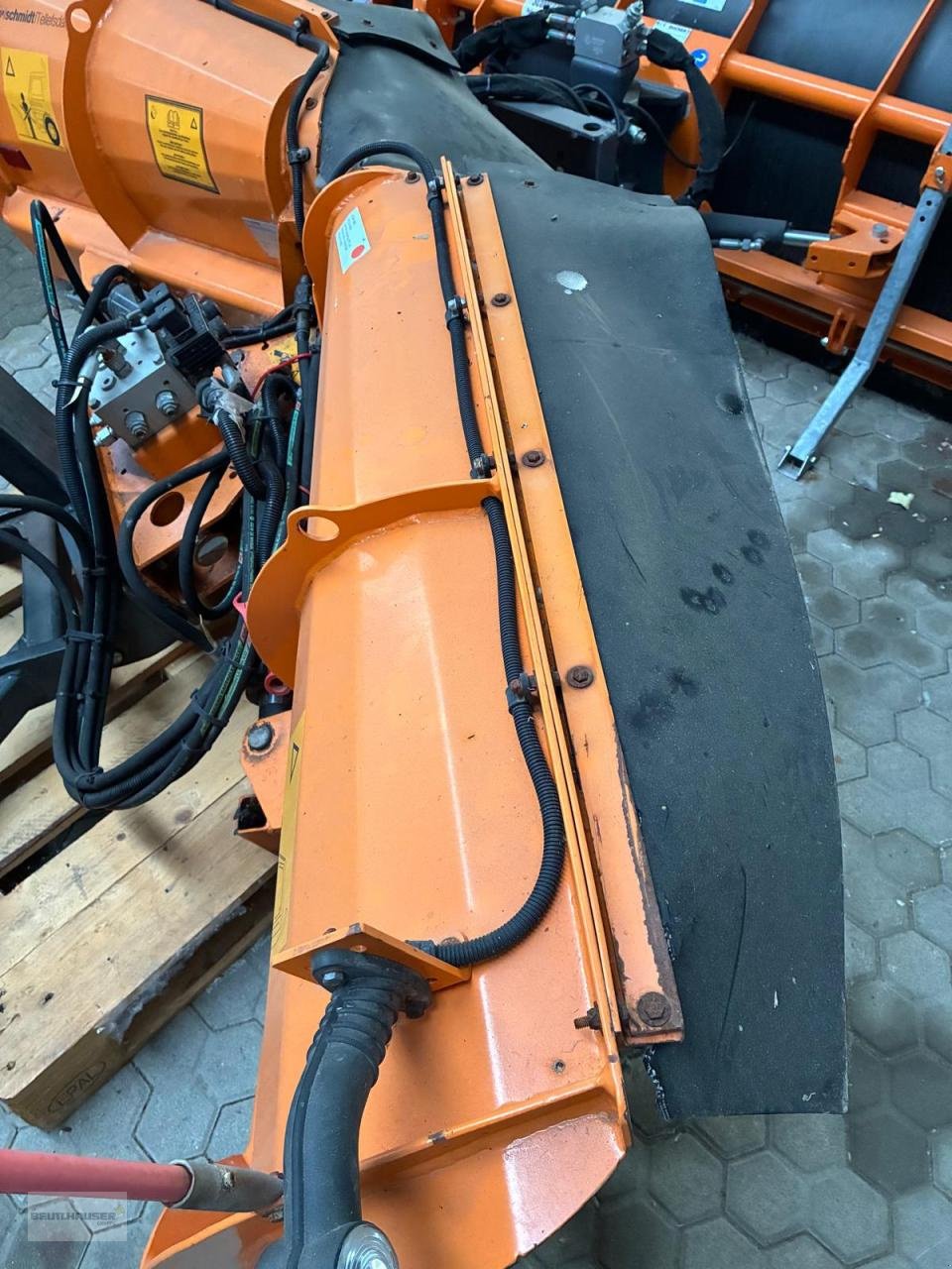 Sonstige Gartentechnik & Kommunaltechnik a típus Schmidt Schneepflug Tellefsdal Keil Vario VPL 24, Gebrauchtmaschine ekkor: Hagelstadt (Kép 7)