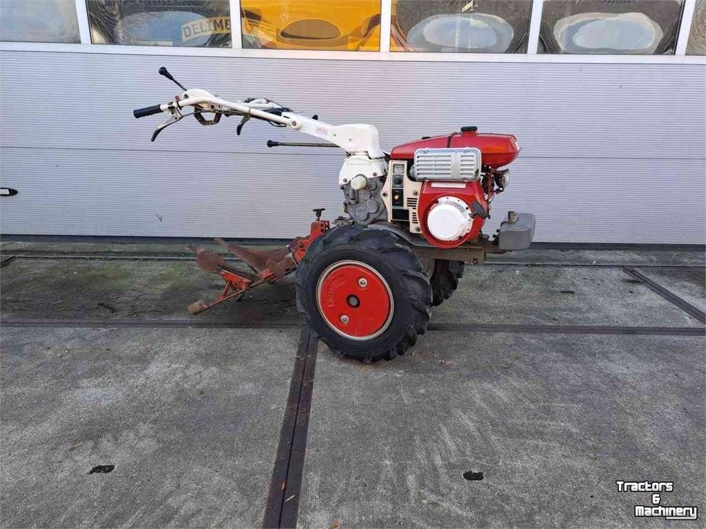 Sonstige Gartentechnik & Kommunaltechnik des Typs Shibaura ST 250 tweewielige traktor - ploeg, Gebrauchtmaschine in Zevenaar (Bild 2)