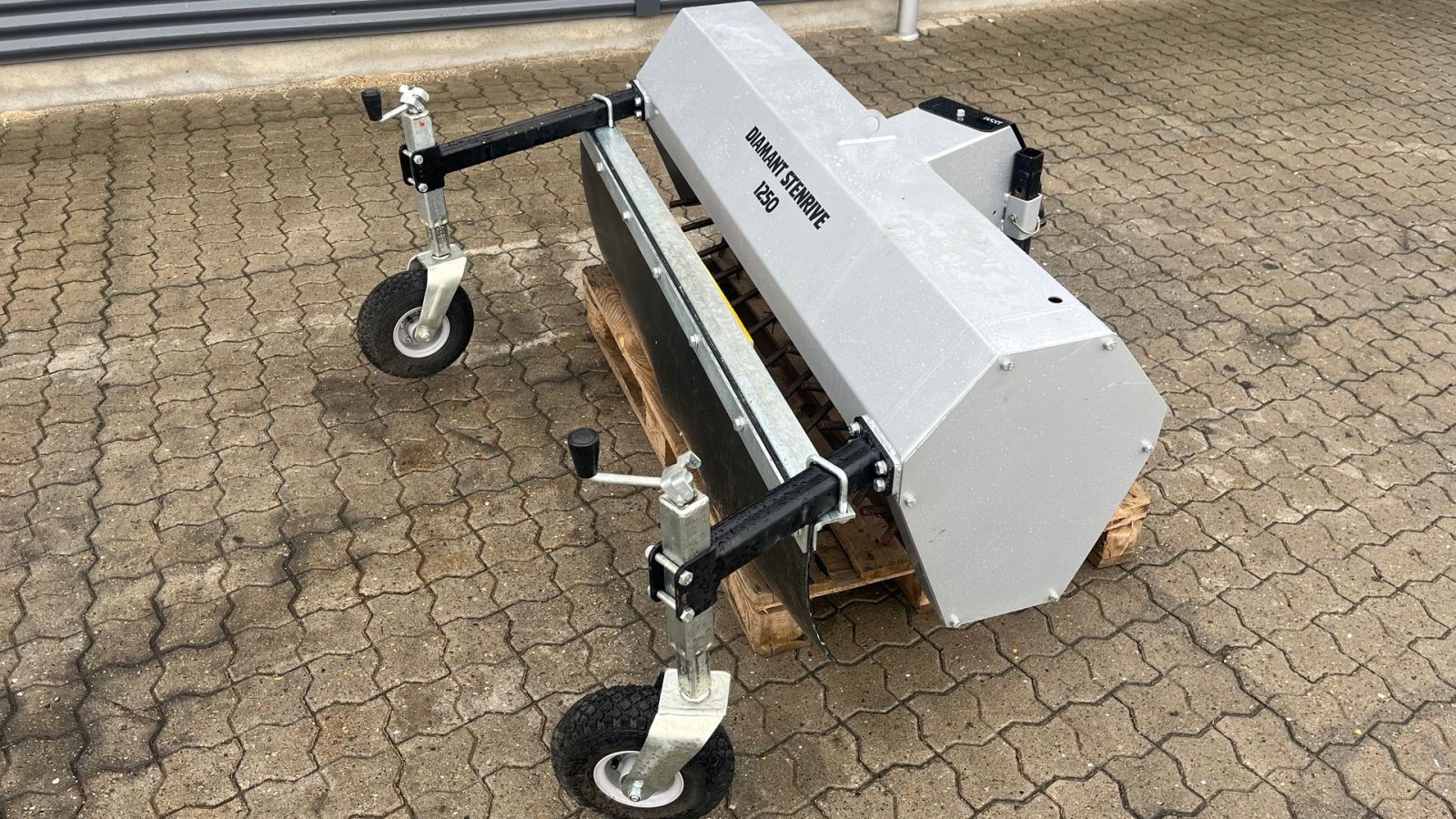 Sonstige Gartentechnik & Kommunaltechnik des Typs Sonstige 1250 Som ny! stenrive, Gebrauchtmaschine in Rønnede (Bild 9)