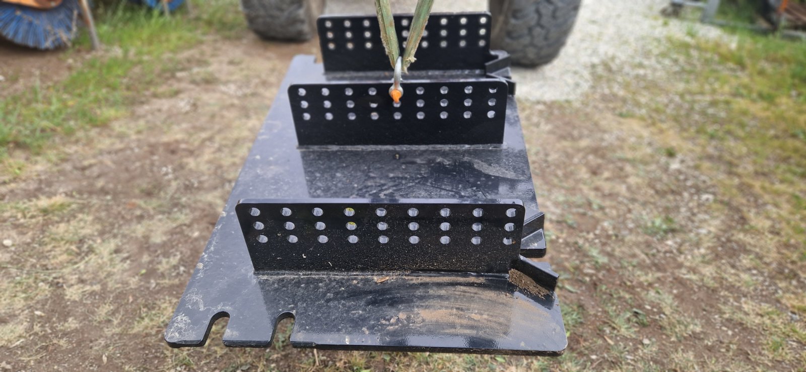 Sonstige Gartentechnik & Kommunaltechnik typu Sonstige Anbauplatte-Kommunalplatte, Neumaschine v Allershausen (Obrázek 5)