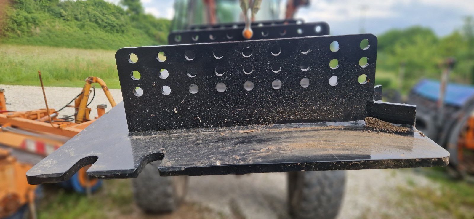 Sonstige Gartentechnik & Kommunaltechnik typu Sonstige Anbauplatte-Kommunalplatte, Neumaschine v Allershausen (Obrázek 10)