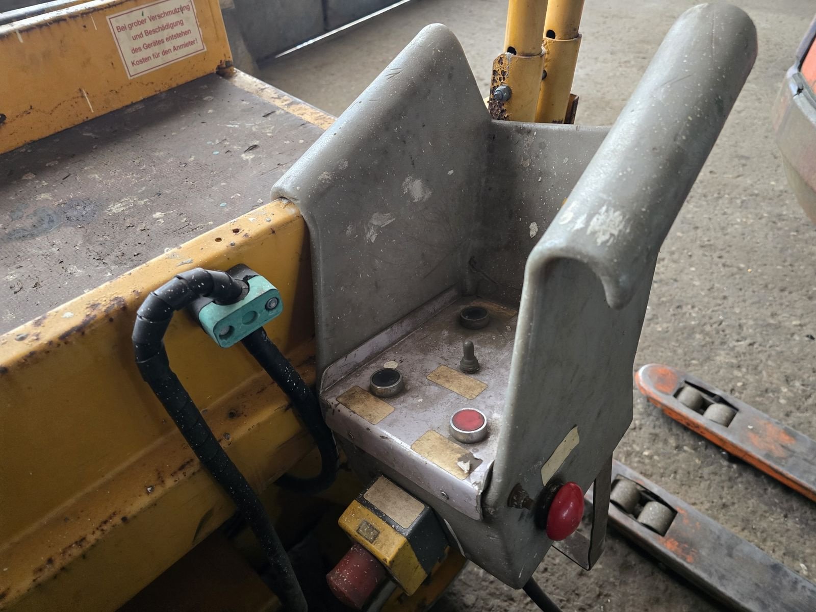 Sonstige Gartentechnik & Kommunaltechnik типа Sonstige Arbeitsbühne, Gebrauchtmaschine в Gabersdorf (Фотография 4)