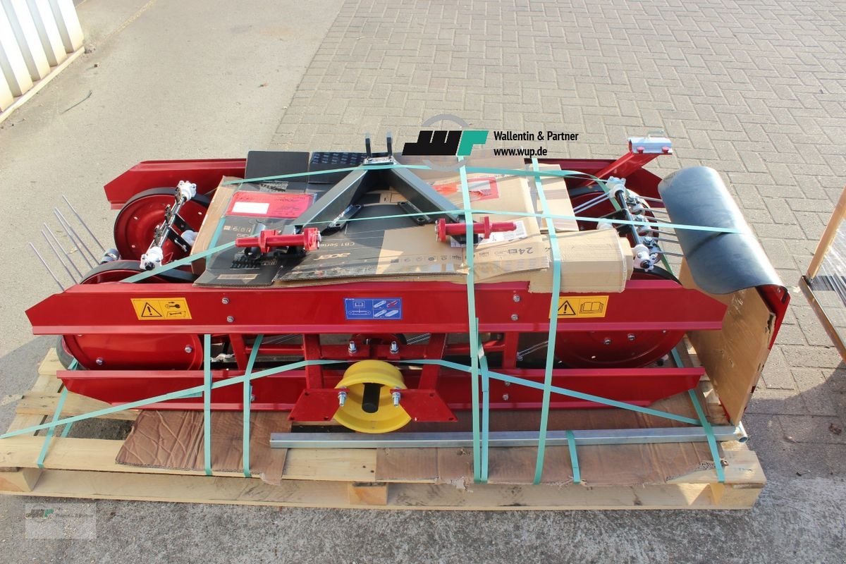 Sonstige Gartentechnik & Kommunaltechnik typu Sonstige Bandschwader Bandrechen Kombination 160-190cm, Neumaschine v Wesenberg (Obrázek 8)