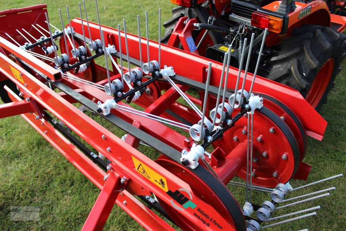 Sonstige Gartentechnik & Kommunaltechnik typu Sonstige Bandschwader Bandrechen Kombination 160-190cm, Neumaschine v Wesenberg (Obrázek 4)